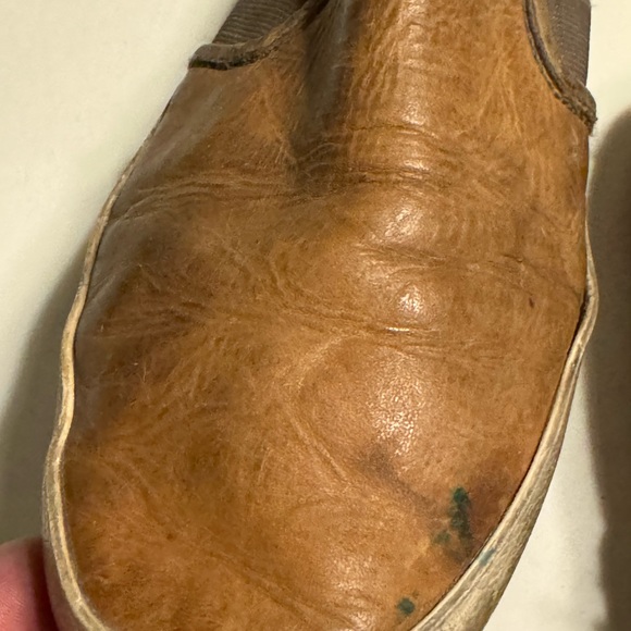 Vintage FRYE Brown Leather Slip On Aged WORN Women’s 6.5 M Shoes - Picture 7 of 9